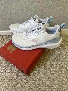 New Ladies Puma Skyrocket Running Sneakers Shoes Size 8.5